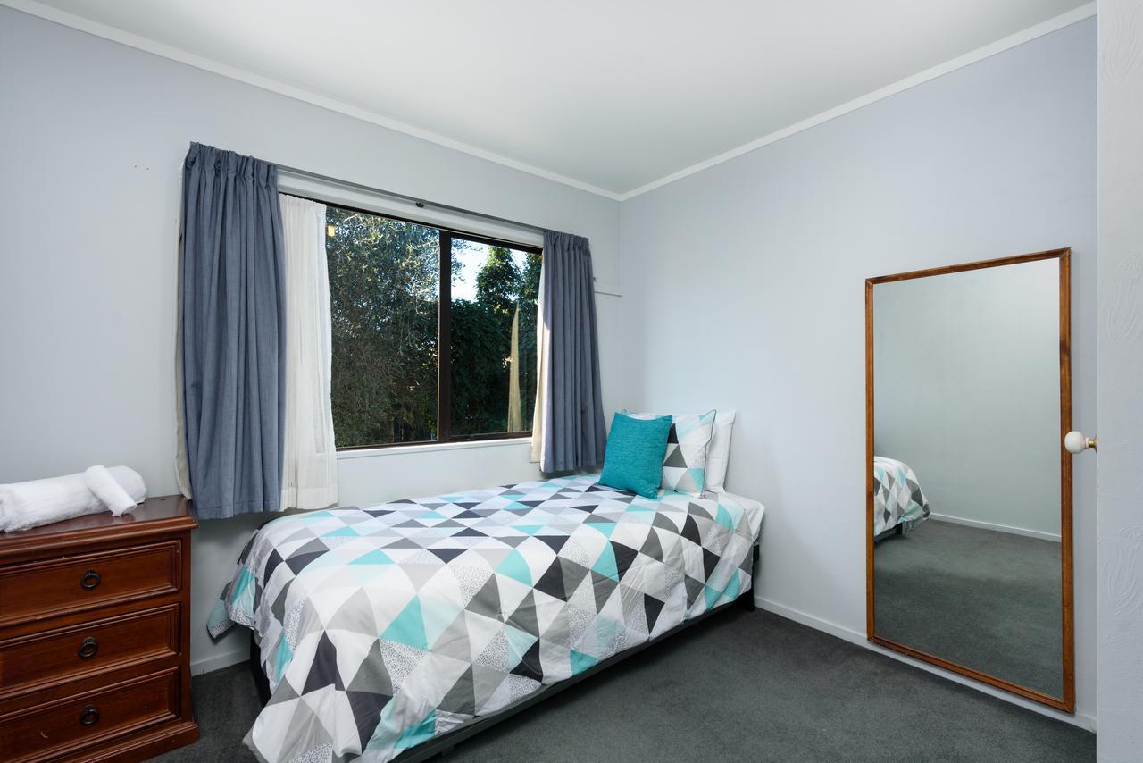 Convenient Family Bach With Easy Access To Blake Park The Beach And Downtown Mount Maunganui Bagian luar foto